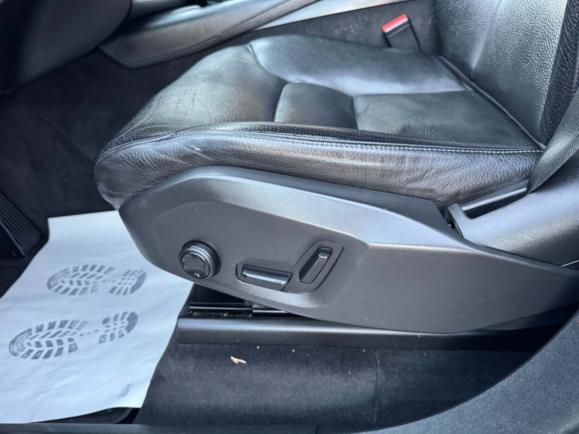 VOLVO XC90 D5 AWD Kinetic Geartronic-image-17