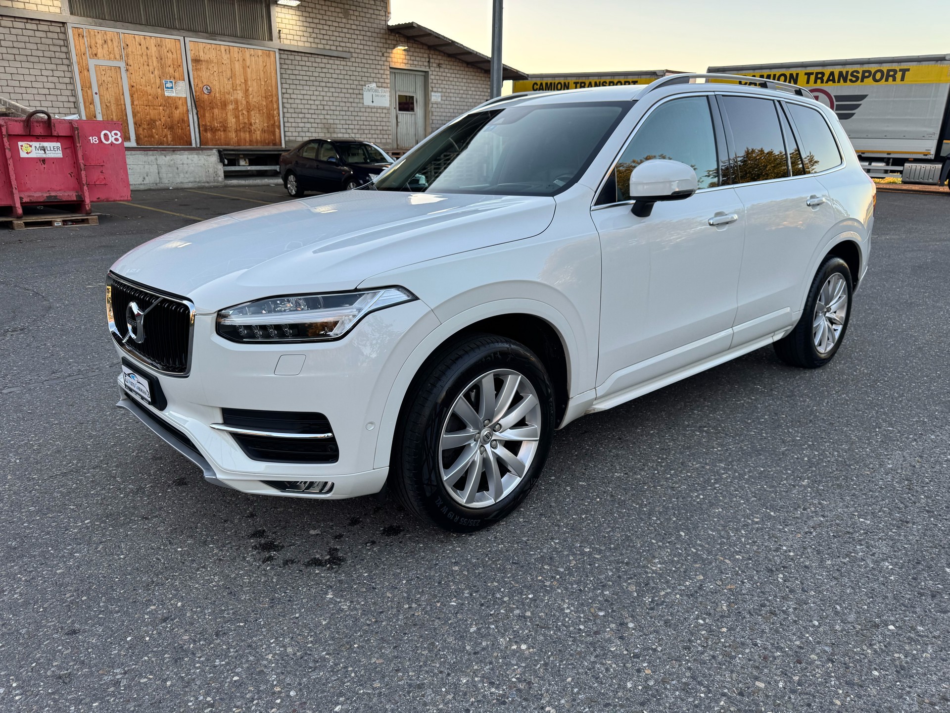 VOLVO XC90 D5 AWD Kinetic Geartronic-image-2