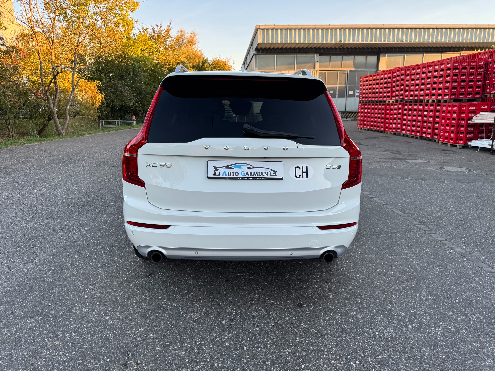 VOLVO XC90 D5 AWD Kinetic Geartronic-image-3