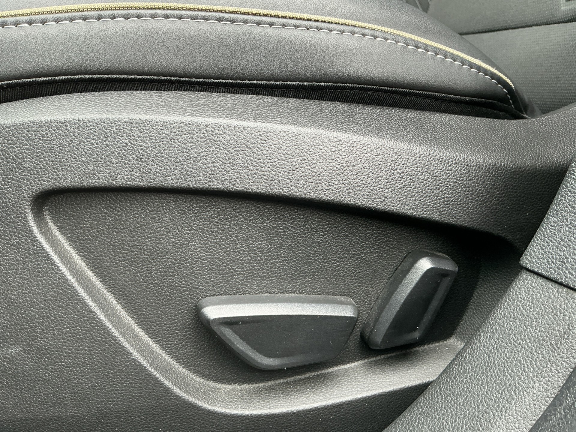 RENAULT Symbioz 1.6 E-Tech Iconic-image-7