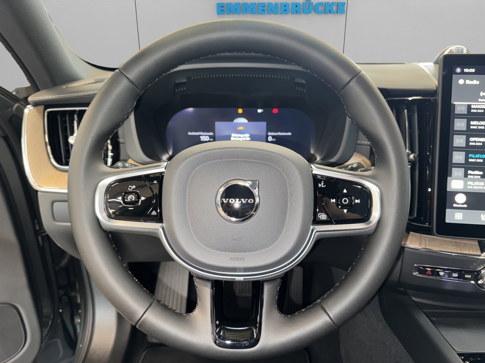VOLVO XC60 2.0 T8 TE Ultra Dark eAWD-image-11