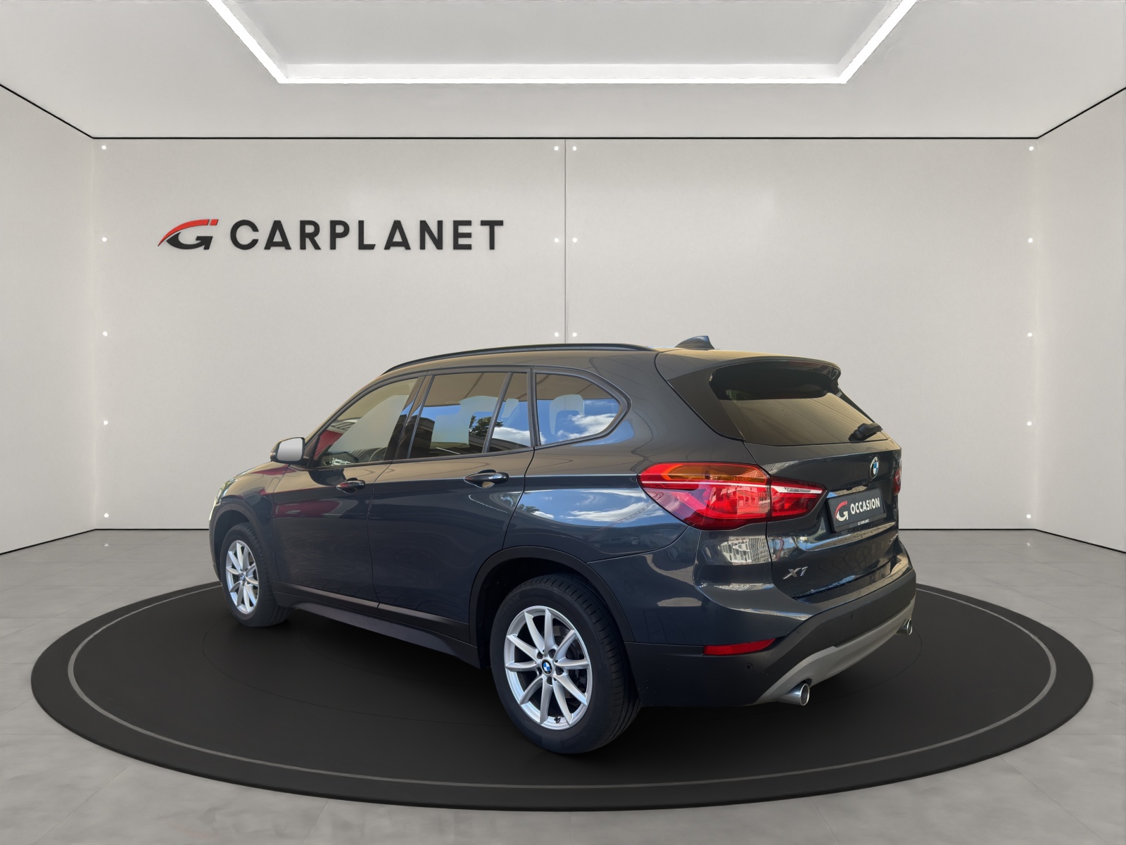 BMW X1 18d xDrive 4x4 SAG-image-3