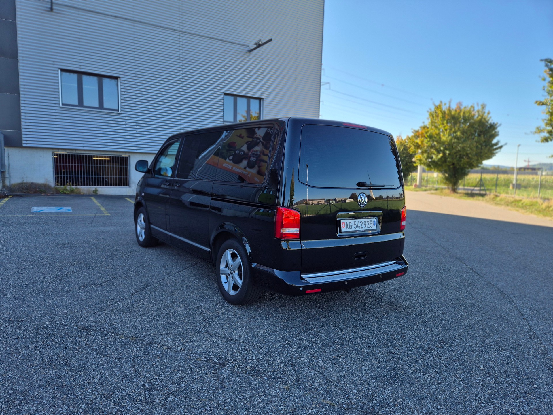 VW 2.0 TDI 180 Highline DSG 4m-image-1