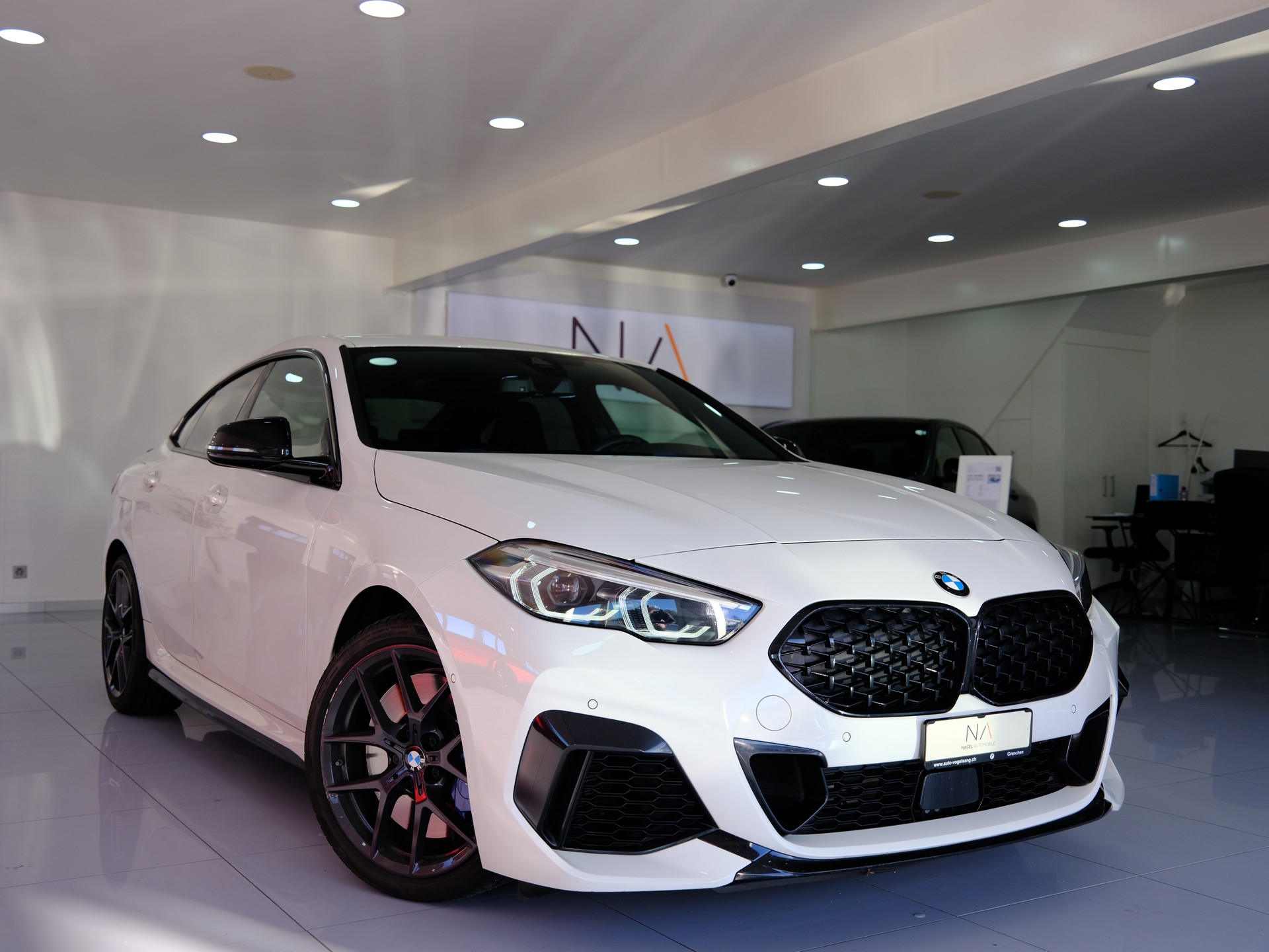 BMW M235i Gran Coupé xDrive Steptronic *Sitzheizung* *Rückfahrkamera*-image-0