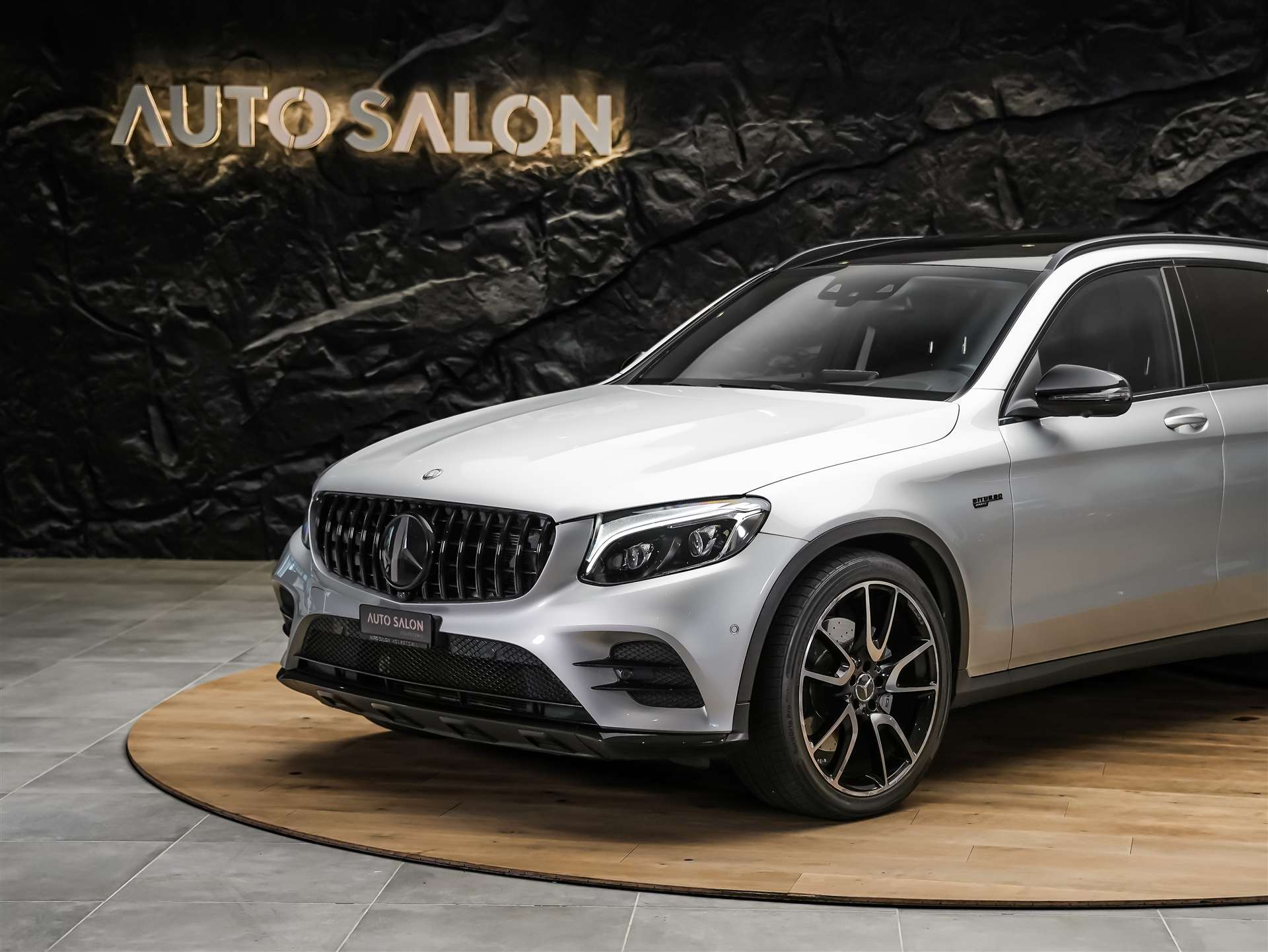 MERCEDES-BENZ GLC 43 AMG 4Matic 9G-Tronic *CH Auto*Panorama*Sitzlüftung*Head-Up*-image-15