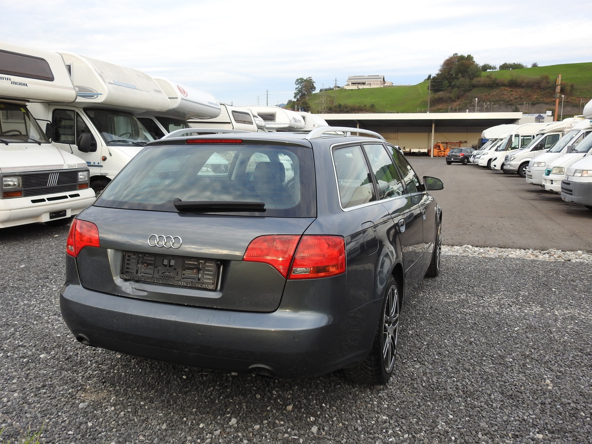 AUDI A4 Avant 3.0 V6 TDI quattro S-Line-image-5
