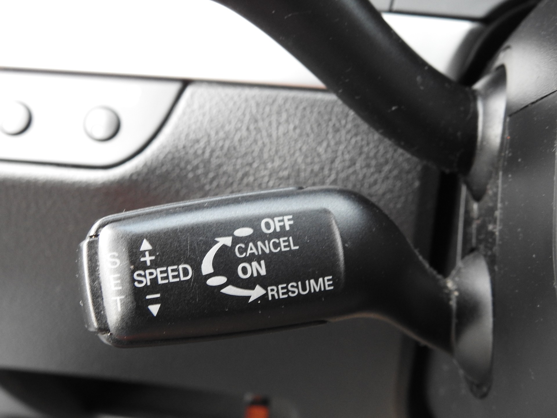 AUDI A4 Avant 3.0 V6 TDI quattro S-Line-image-20