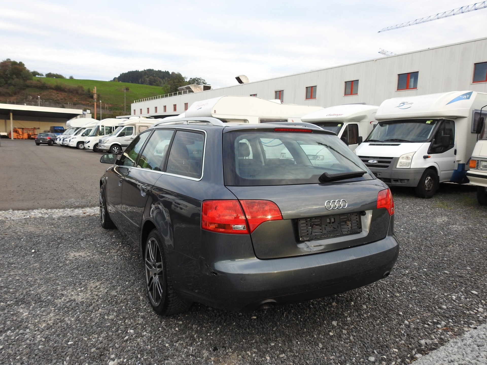 AUDI A4 Avant 3.0 V6 TDI quattro S-Line-showroom-element-3