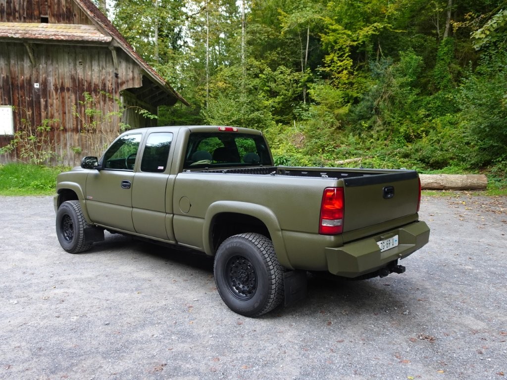 CHEVROLET Silverado 2500 HD-image-2