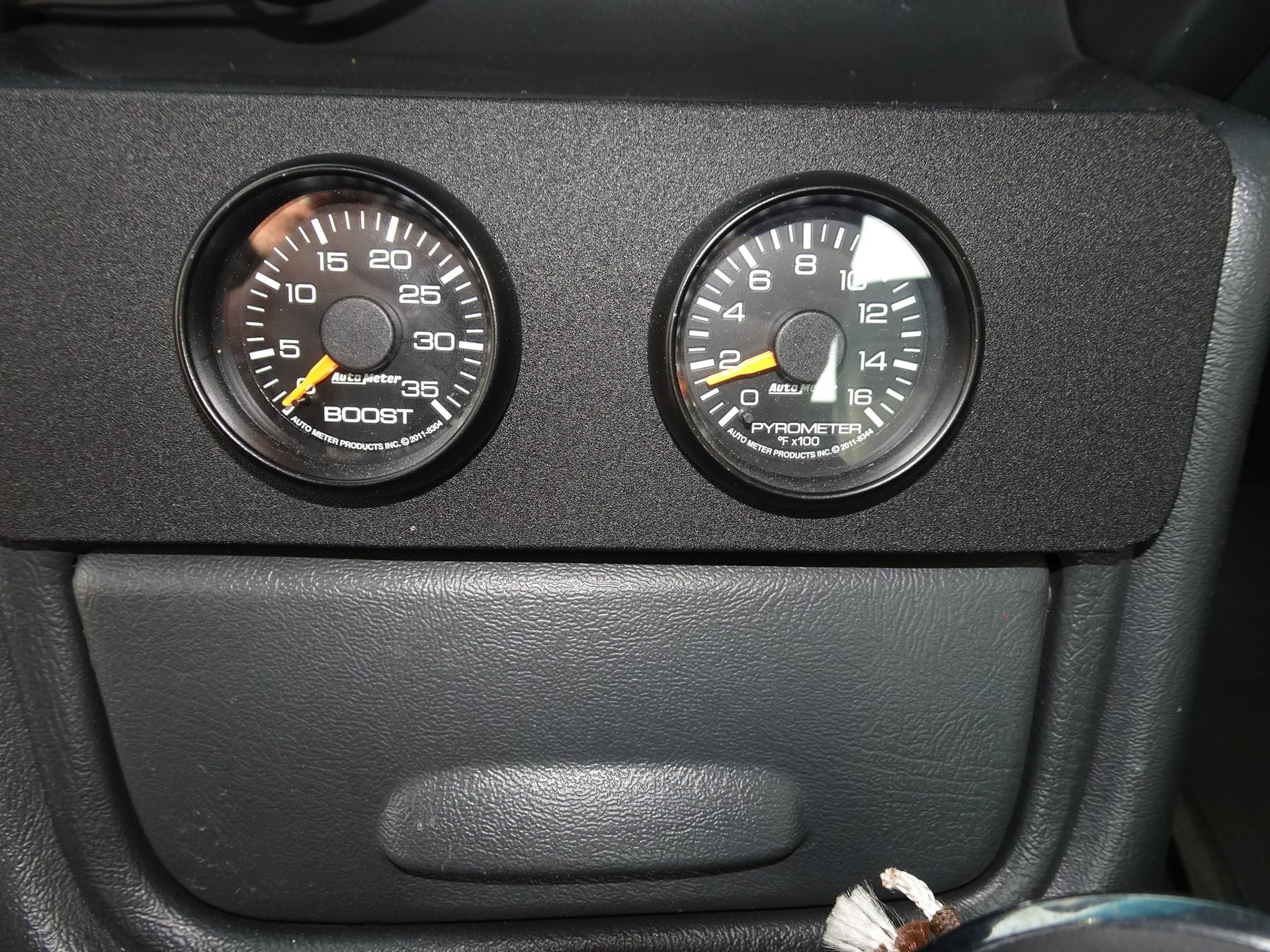 CHEVROLET Silverado 2500 HD-image-11