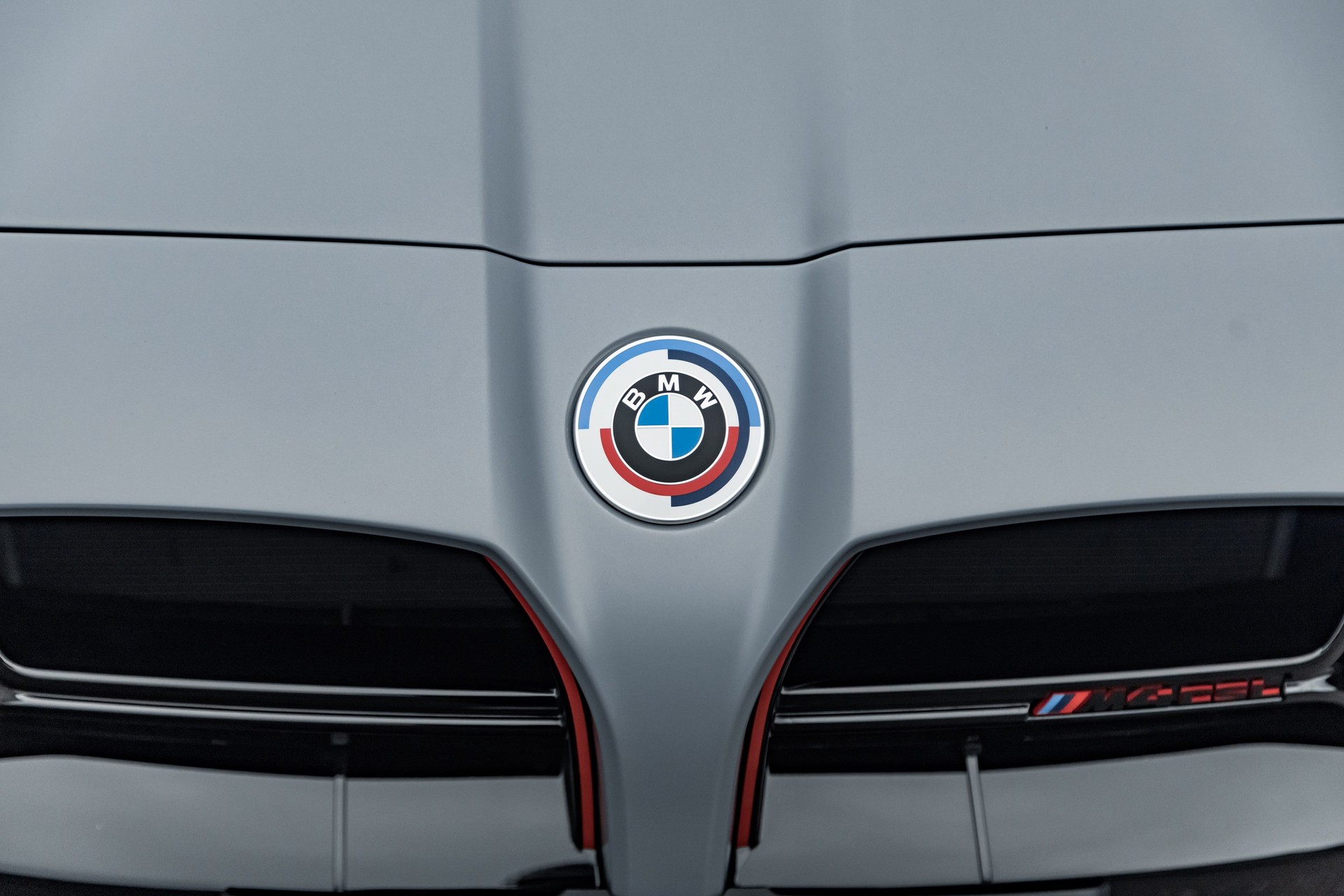 BMW M4 CSL Coupé-image-12