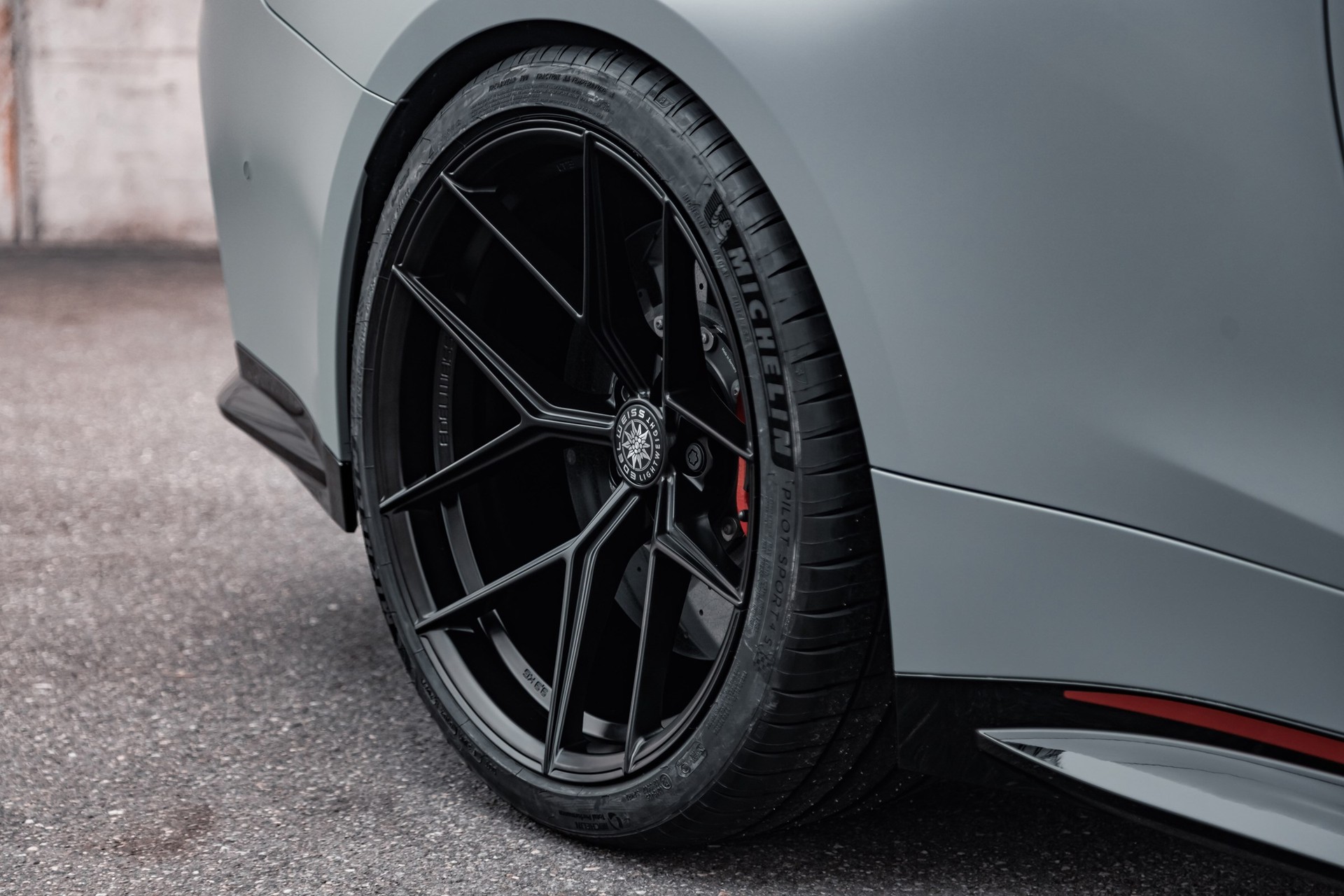 BMW M4 CSL Coupé-image-20