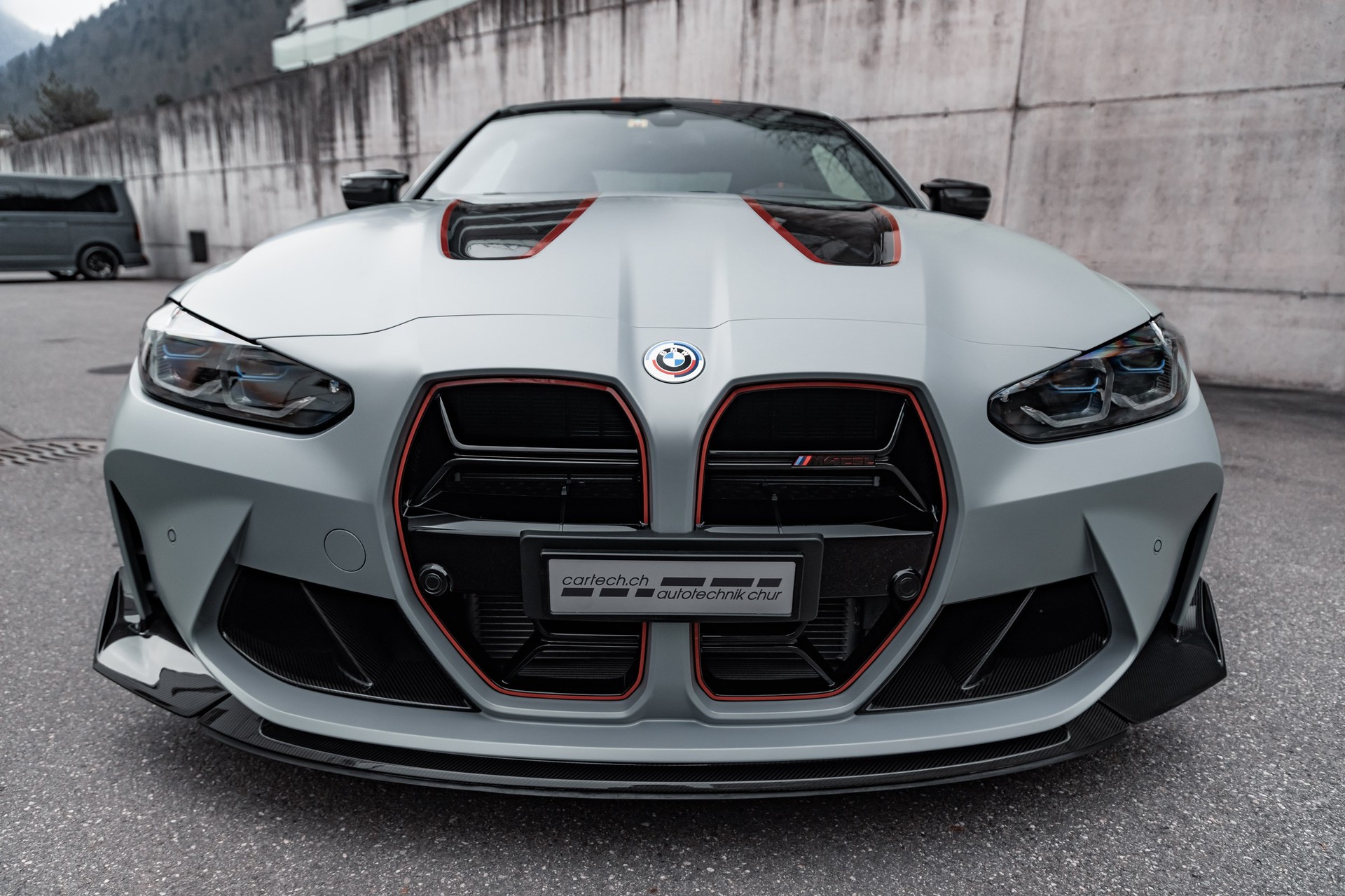 BMW M4 CSL Coupé-image-21