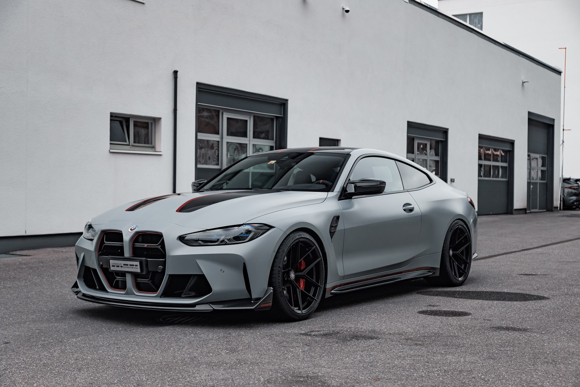 BMW M4 CSL Coupé-image-6