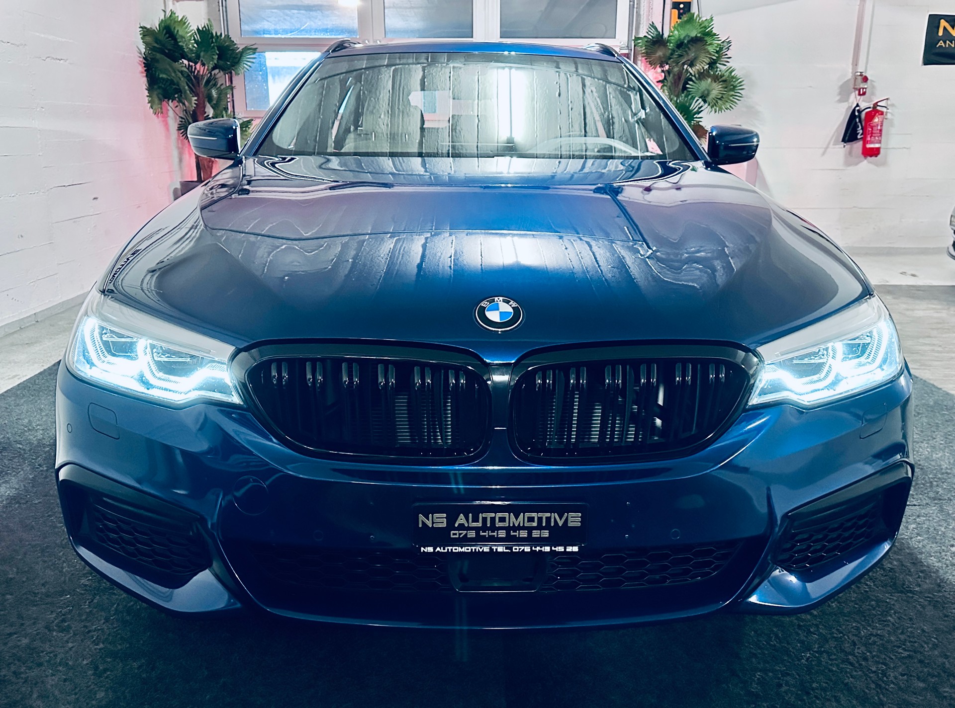 BMW 540d xDrive Touring M Sport Steptronic-image-1
