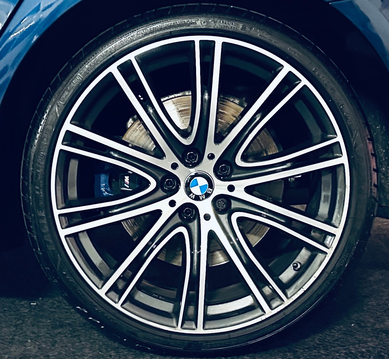 BMW 540d xDrive Touring M Sport Steptronic-image-9