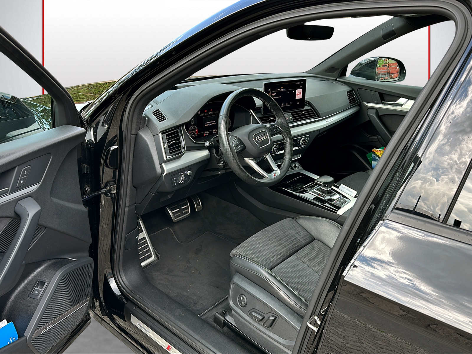 AUDI Q5 40 TDI S-line quattro S-tronic-image-5