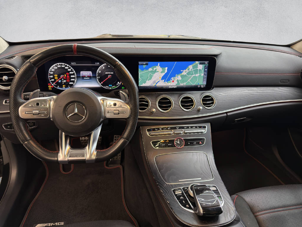 MERCEDES-BENZ E 53 AMG 4Matic+ T-Modell-image-13