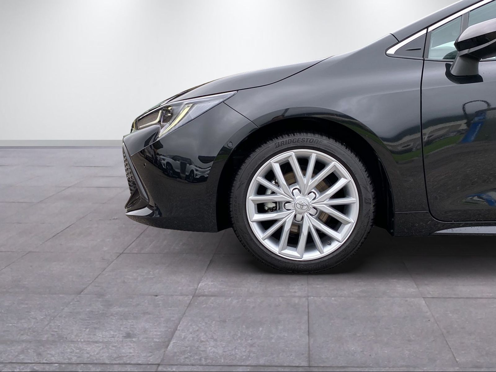 TOYOTA Corolla 1.8 HSD Trend-image-2