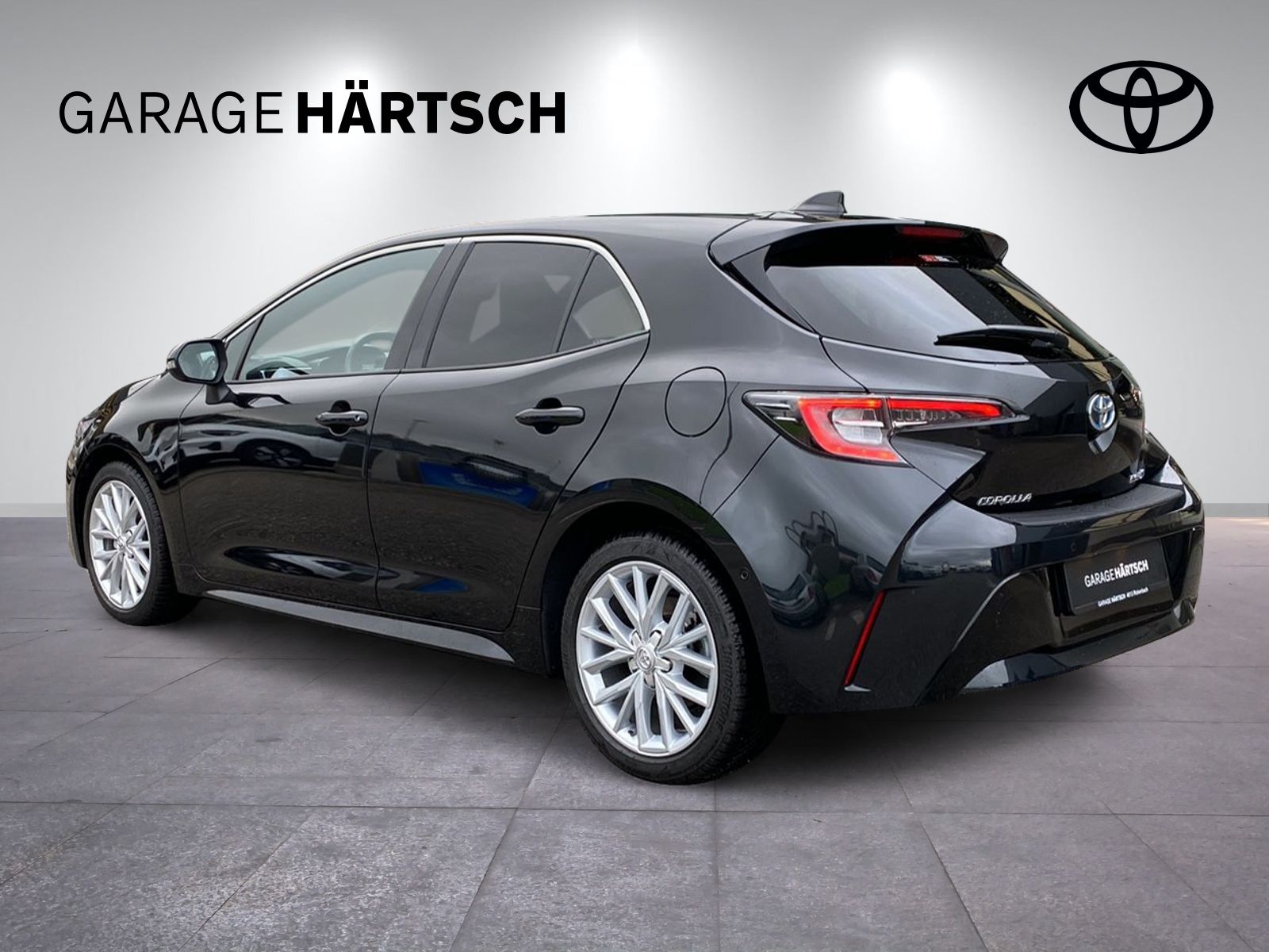 TOYOTA Corolla 1.8 HSD Trend-image-3