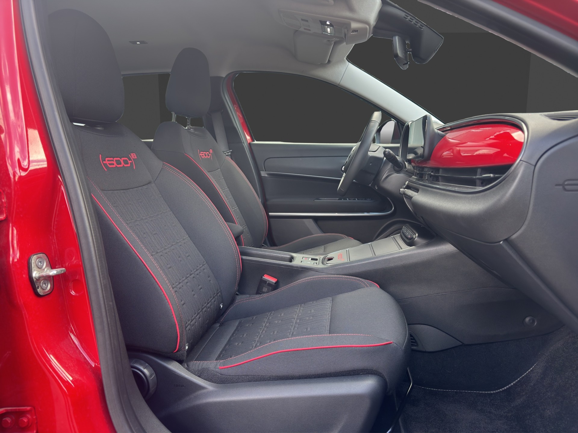 FIAT 600e Red-image-14