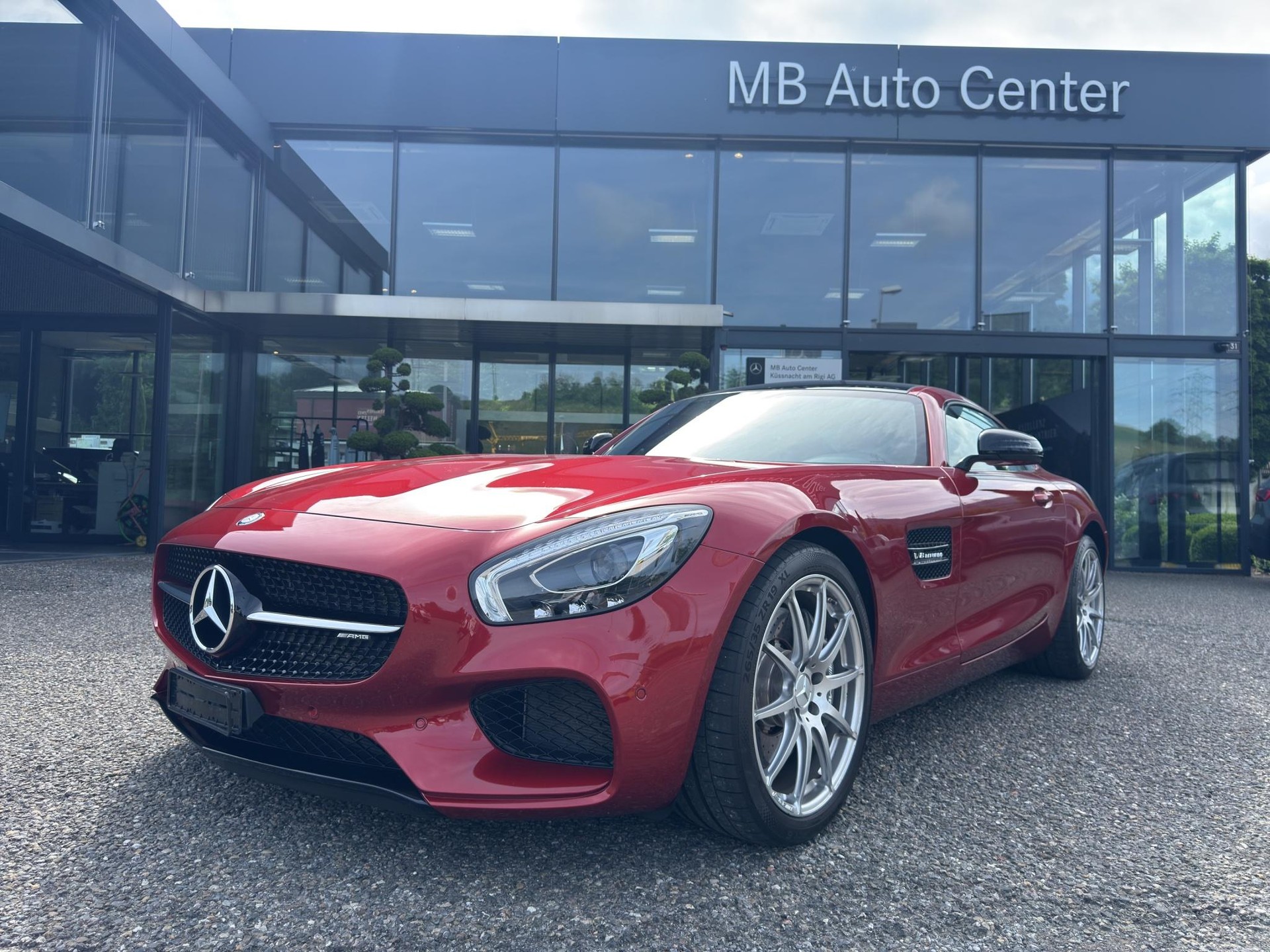 MERCEDES-BENZ AMG GT Coupé-image-21