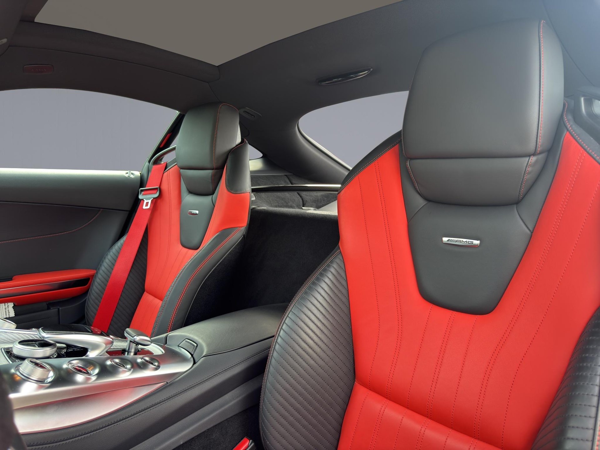 MERCEDES-BENZ AMG GT Coupé-image-19