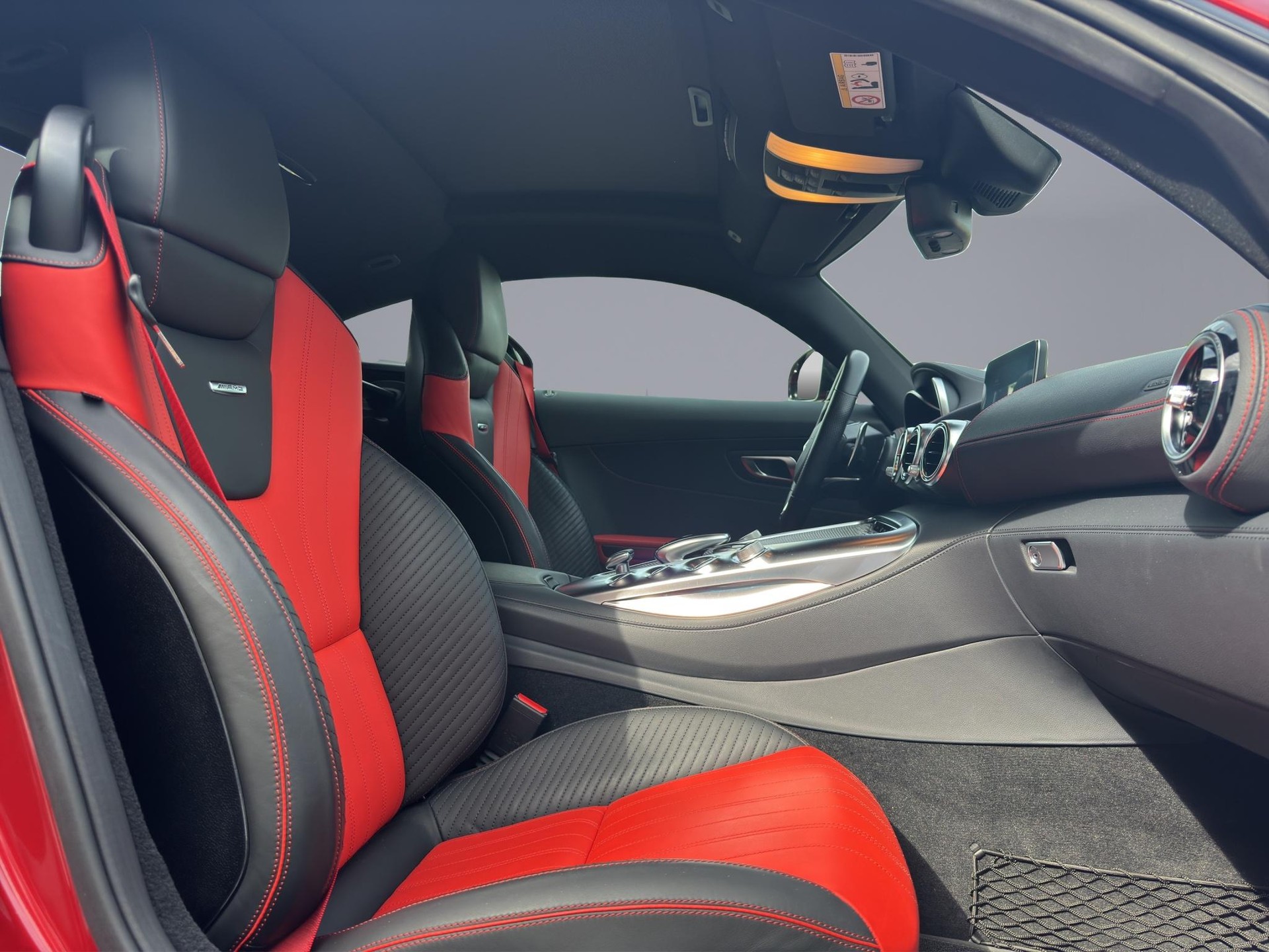 MERCEDES-BENZ AMG GT Coupé-image-15