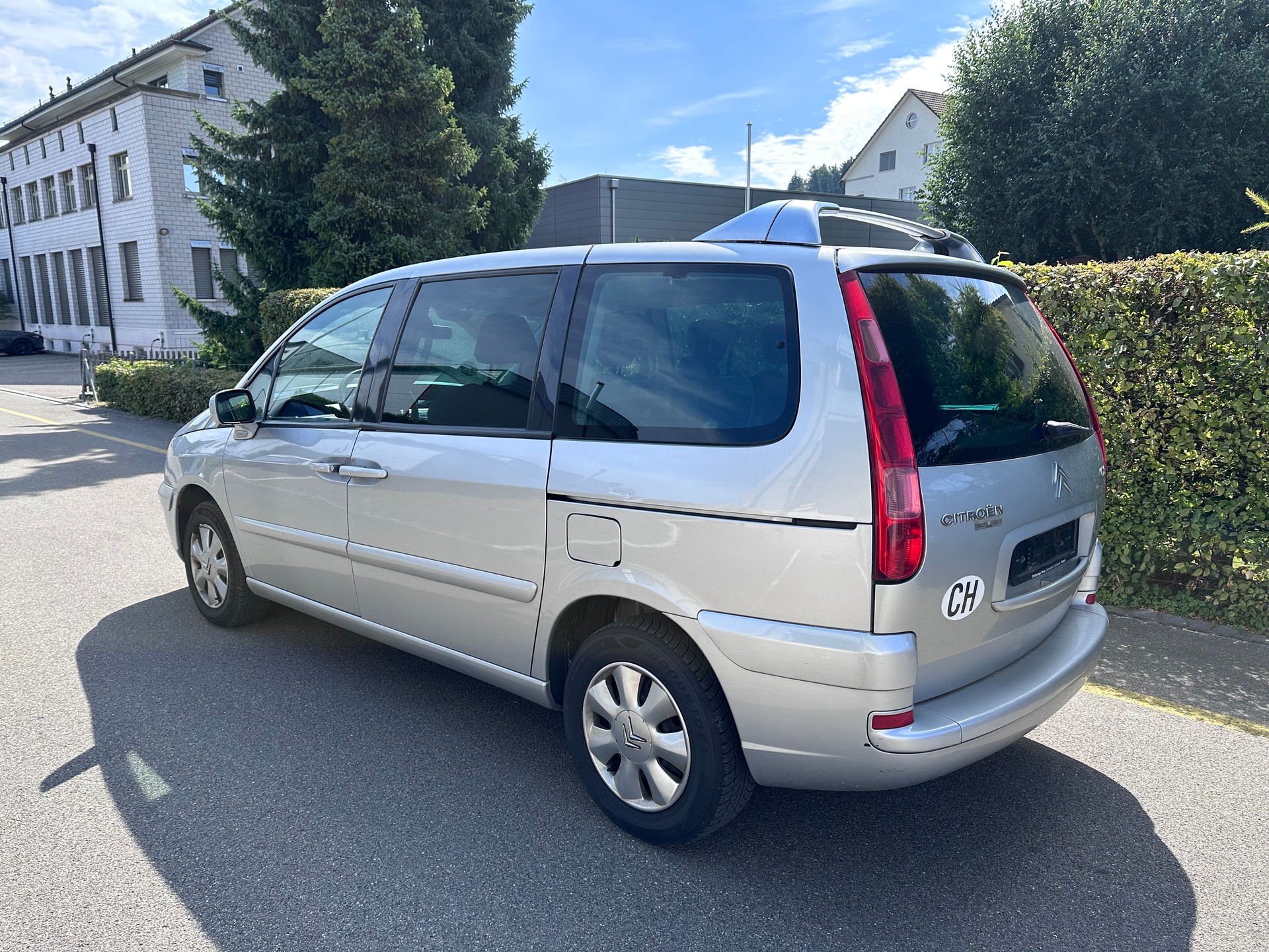 CITROEN C8 2.2 16V HDi Exclusive-image-3