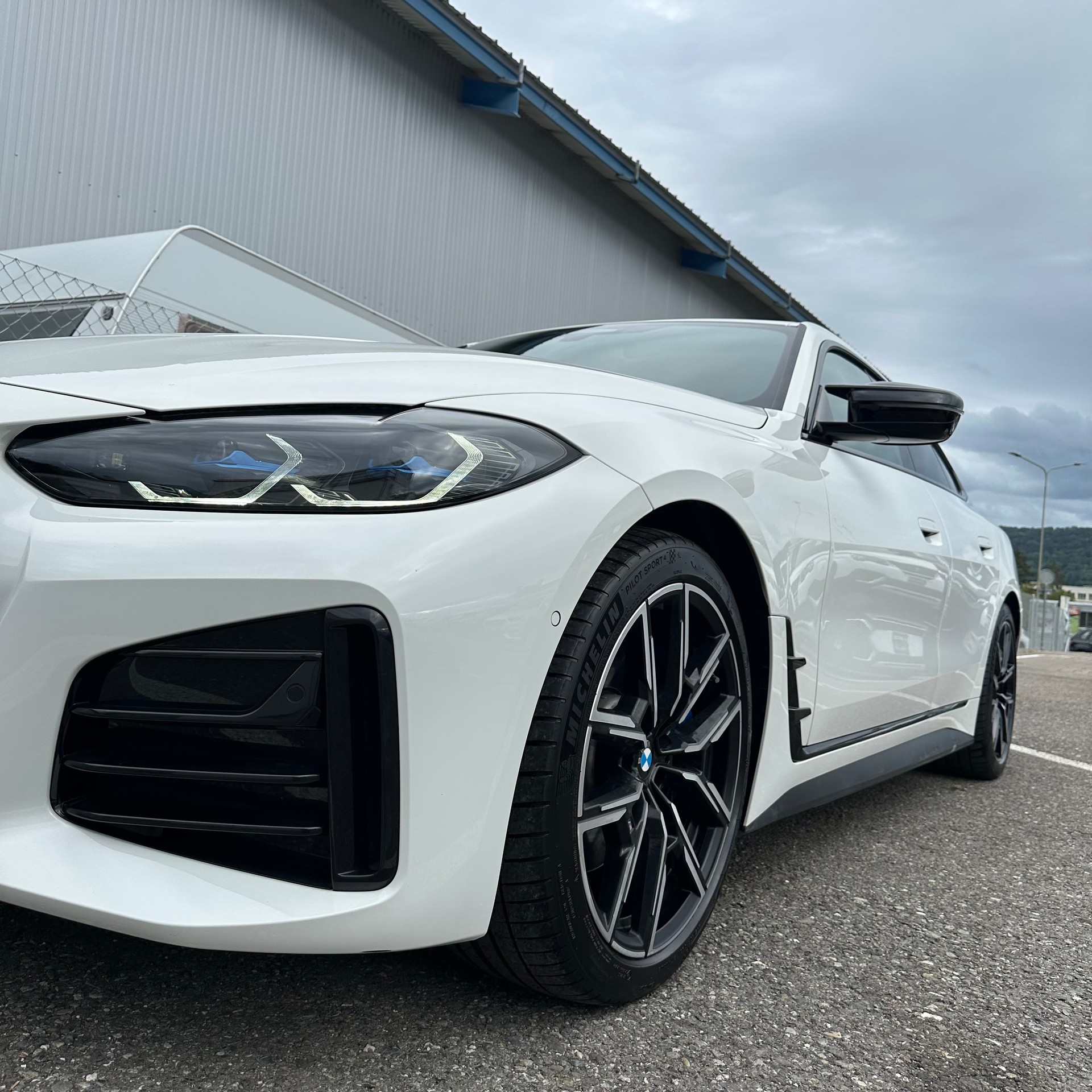 BMW M440i xDrive 48V Gran Coupé Steptronic-image-9