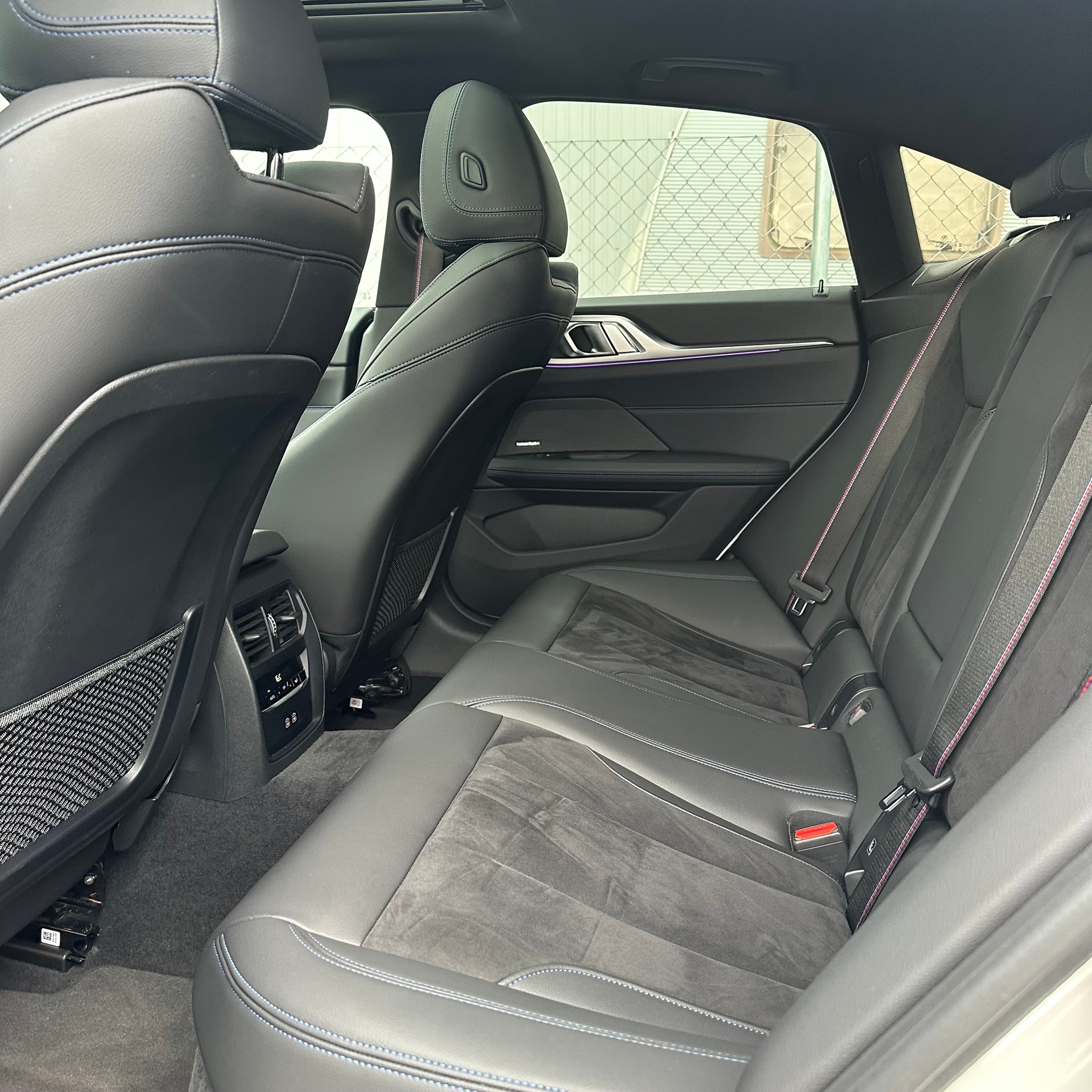 BMW M440i xDrive 48V Gran Coupé Steptronic-image-31