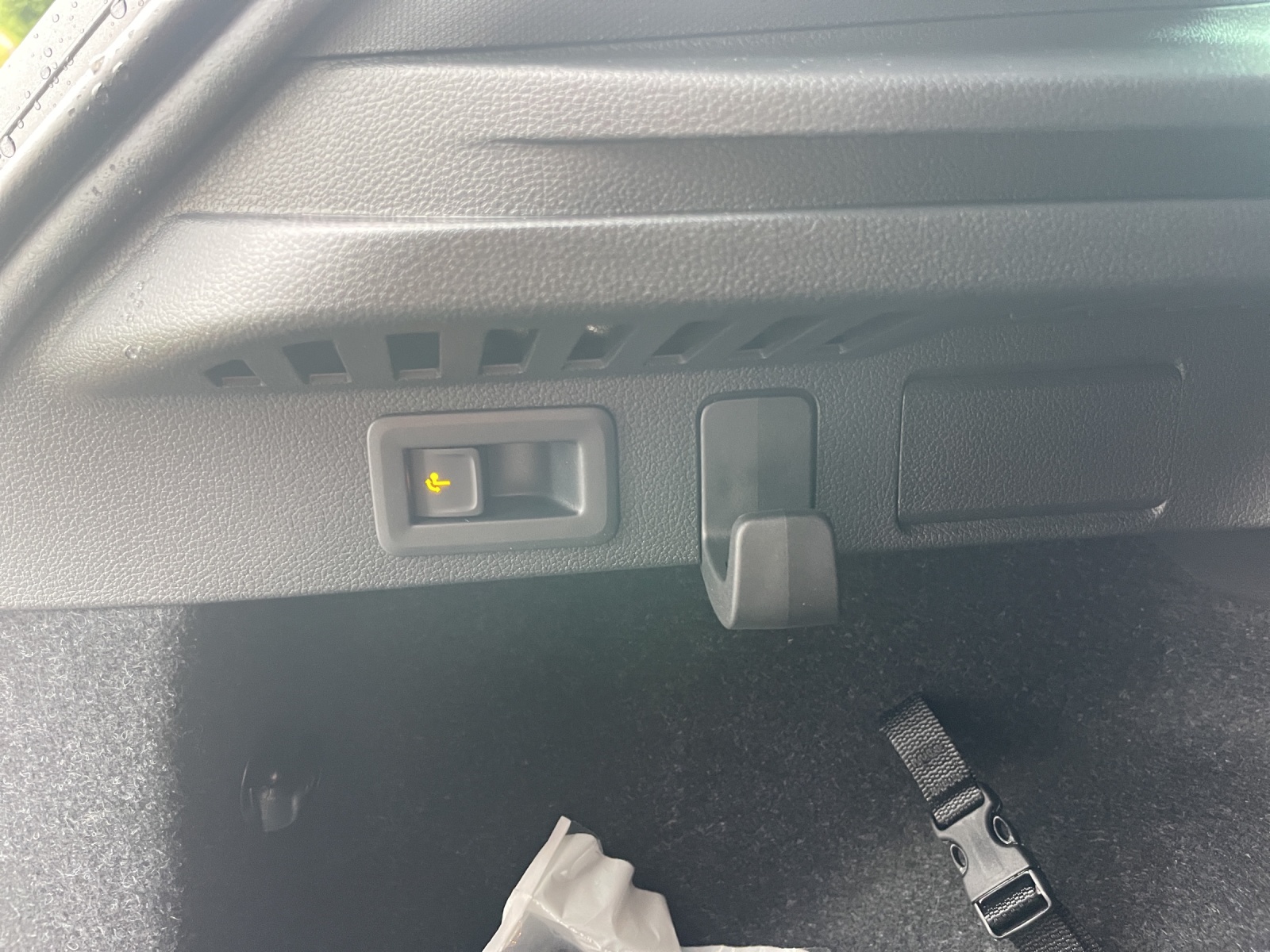 SKODA Kamiq 1.0 TSI Dynamic DSG-image-15