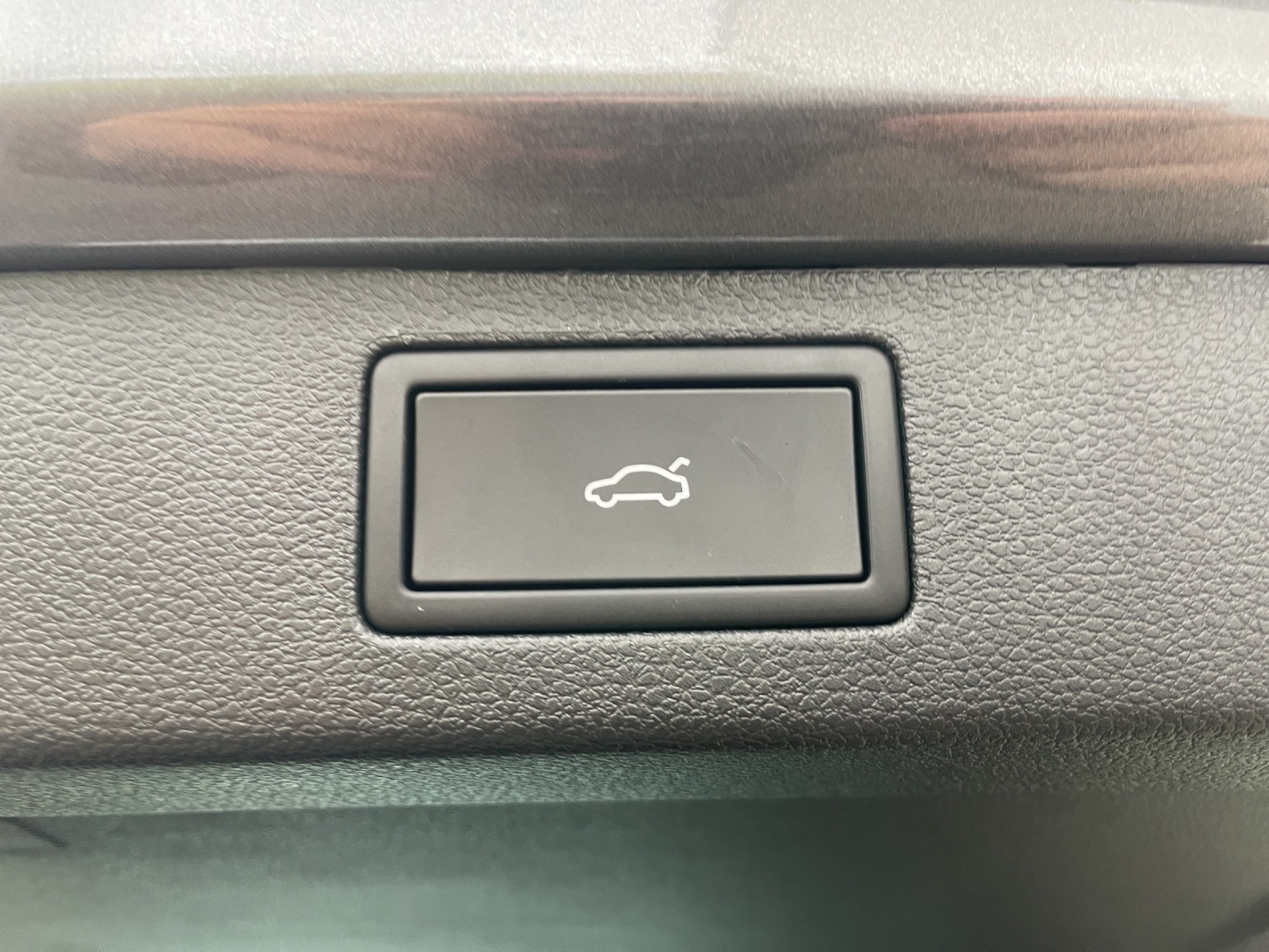 SKODA Kamiq 1.0 TSI Dynamic DSG-image-17