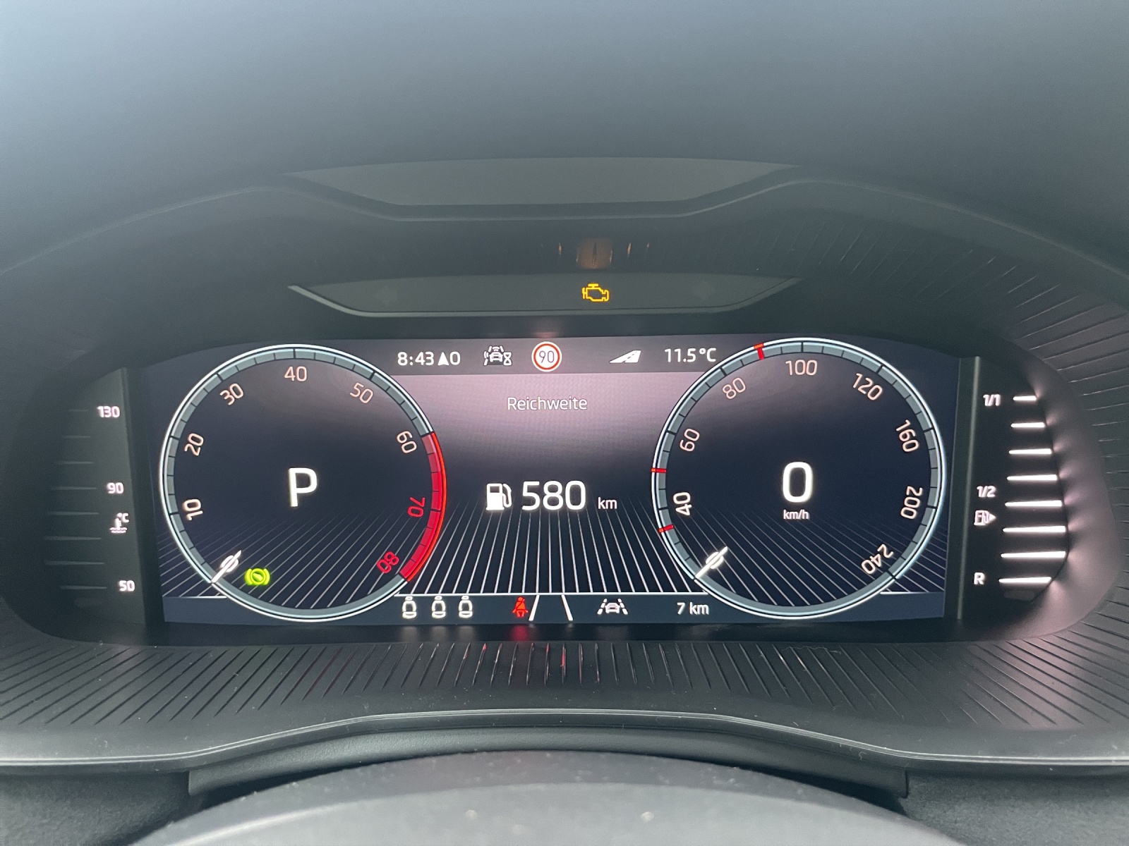 SKODA Kamiq 1.0 TSI Dynamic DSG-image-8