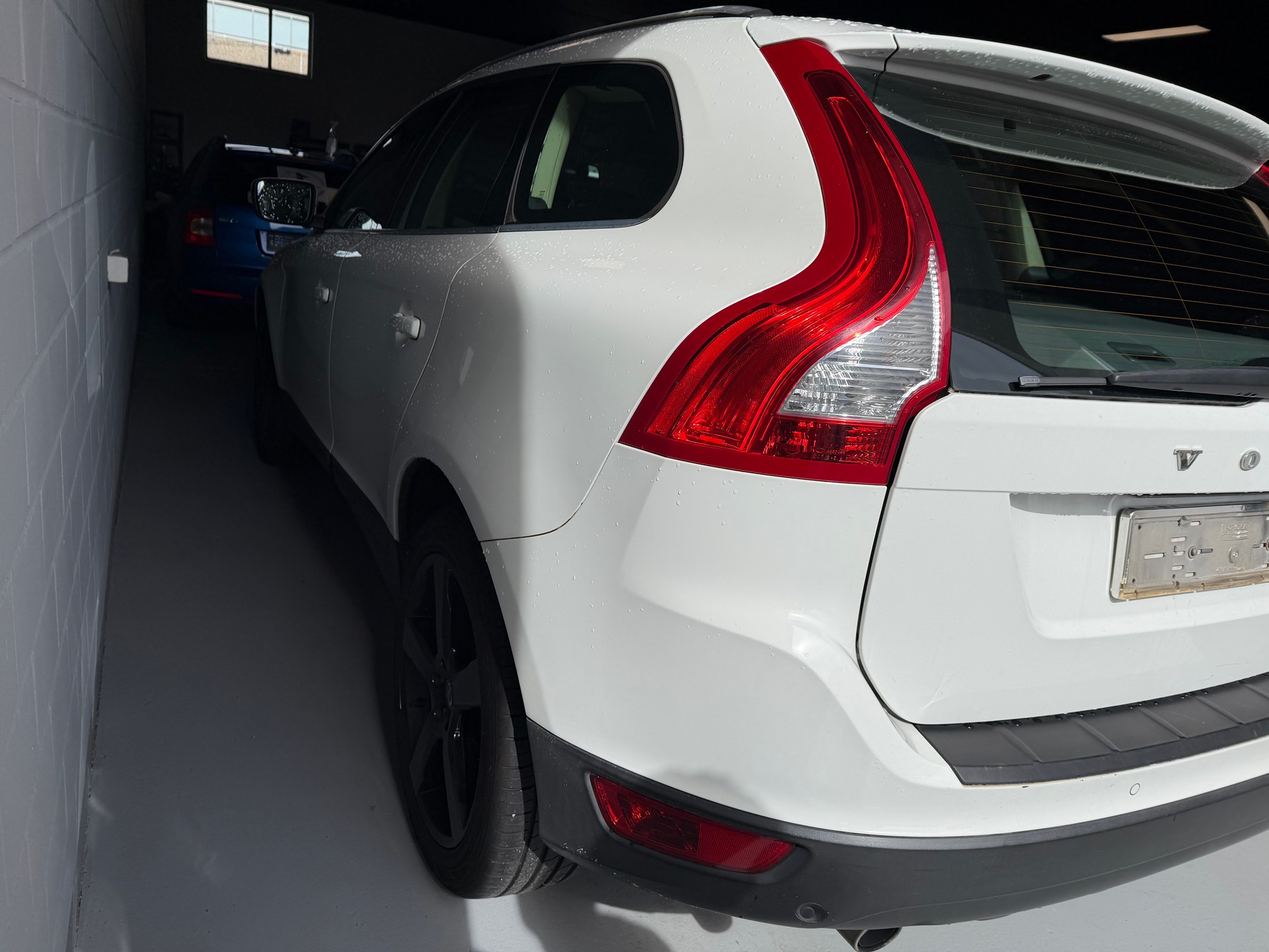 VOLVO XC60 T6 AWD Momentum Geartronic-image-7