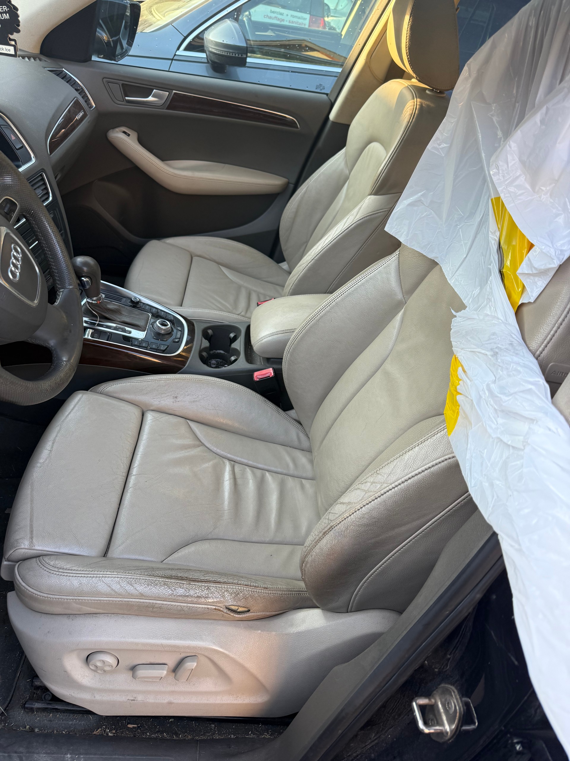 AUDI Q5 2.0 TFSI quattro S-tronic-image-13