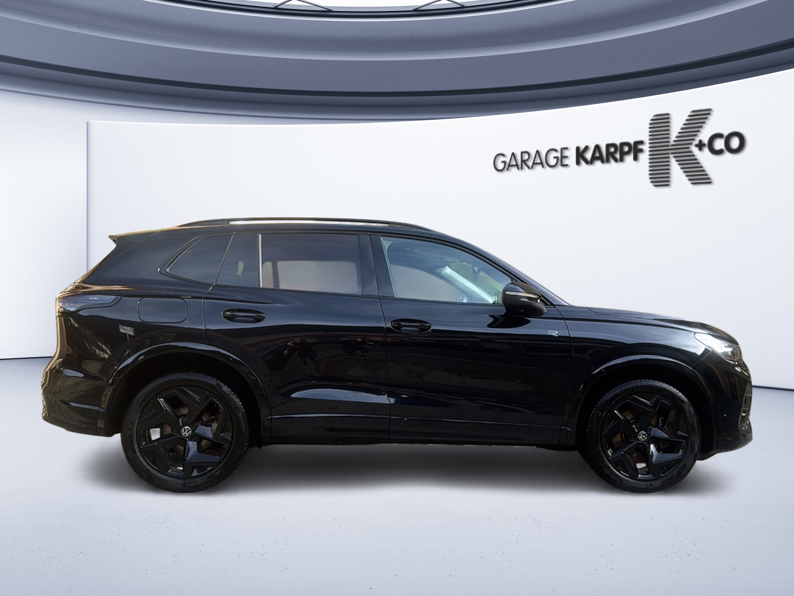 VW Tiguan 2.0 TDI SCR R-Line 4Motion DSG-image-5