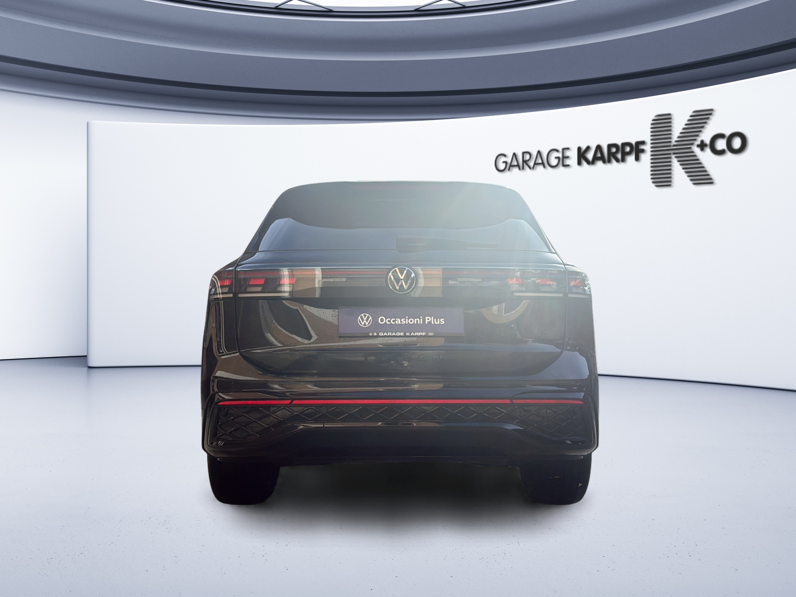VW Tiguan 2.0 TDI SCR R-Line 4Motion DSG-image-3
