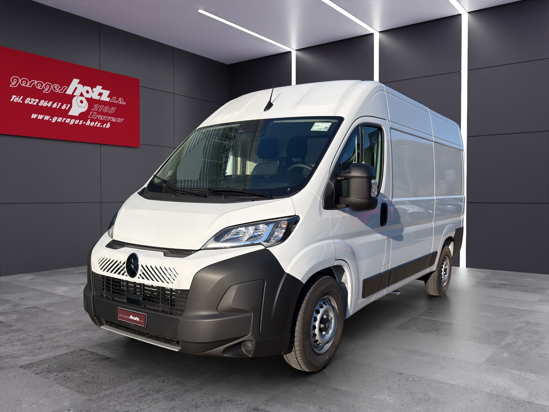 CITROEN Jumper 35 2.2 BlueHDi L2H2 EAT8-image-1