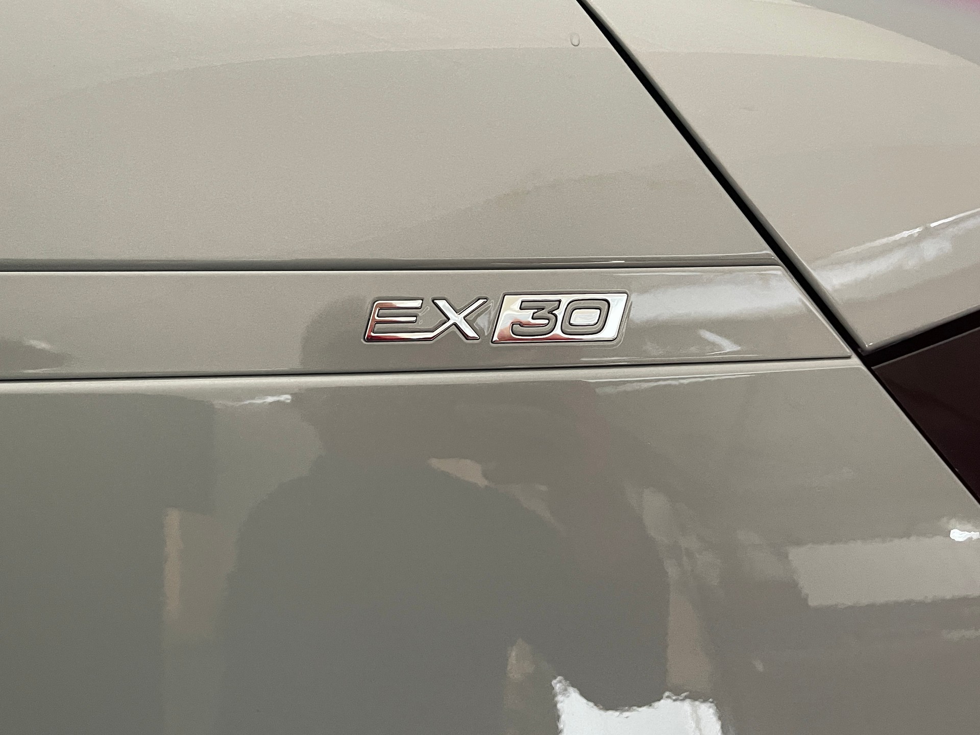 VOLVO EX30 E40 Core-image-7