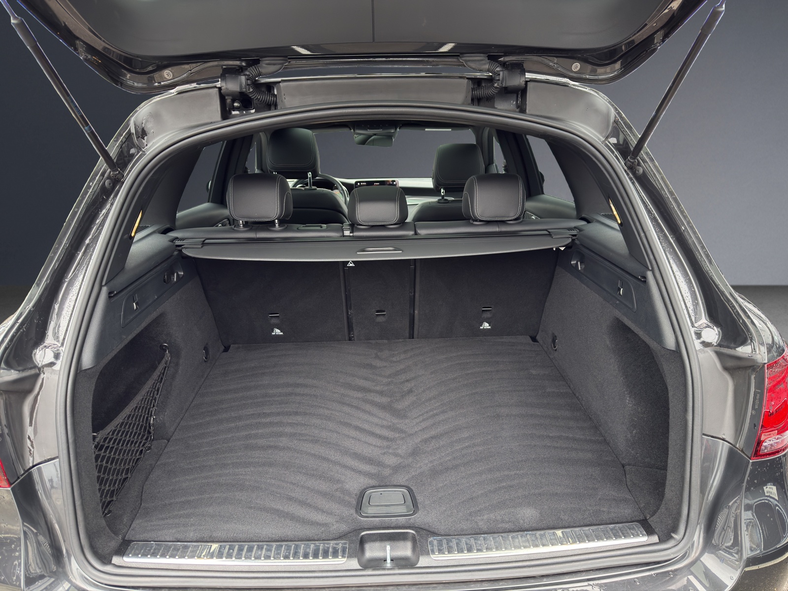 Image MERCEDES-BENZ GLC-200 GLC 200 AMG Line 4Matic 9G-Tronic
