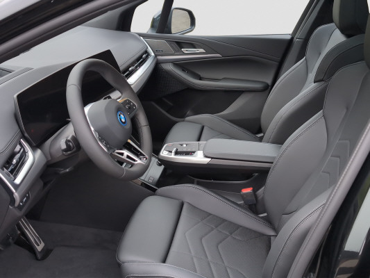 BMW 225e xDr. Act. T. M Sport-image-7