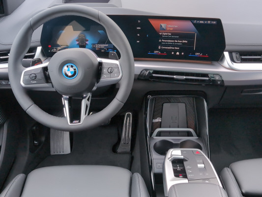 BMW 225e xDr. Act. T. M Sport-image-10