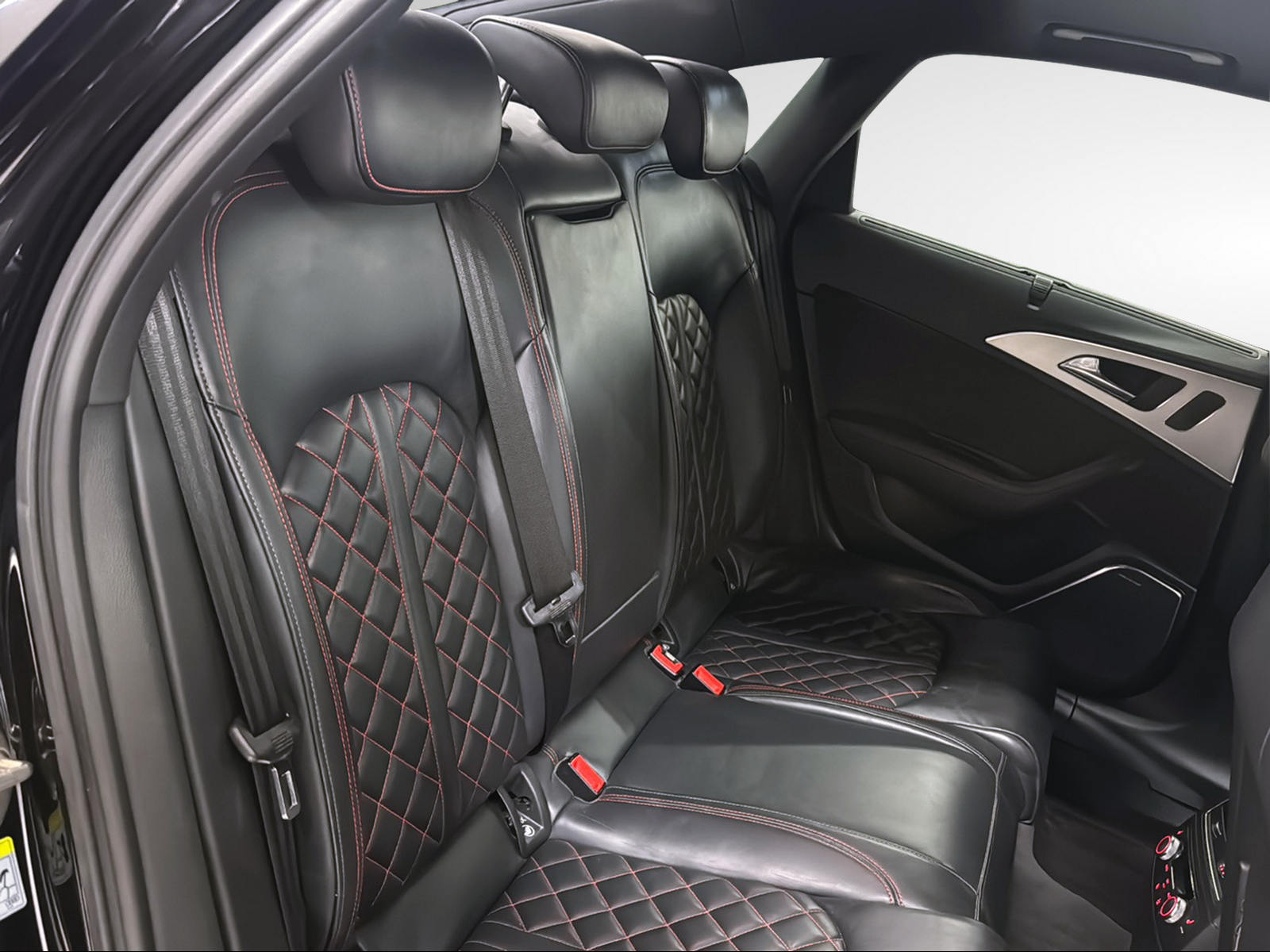 AUDI A6 Limousine 3.0 BiTDI V6 quattro competition tiptronic-image-22