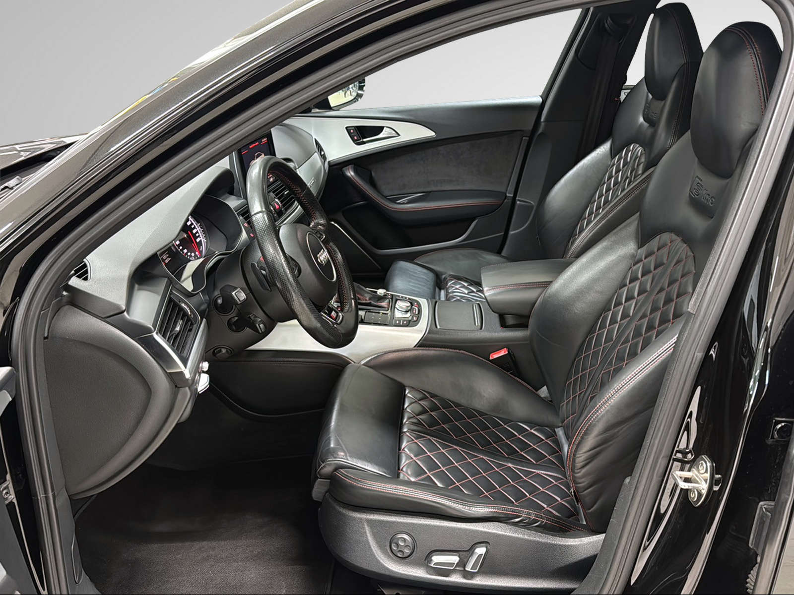 AUDI A6 Limousine 3.0 BiTDI V6 quattro competition tiptronic-image-16