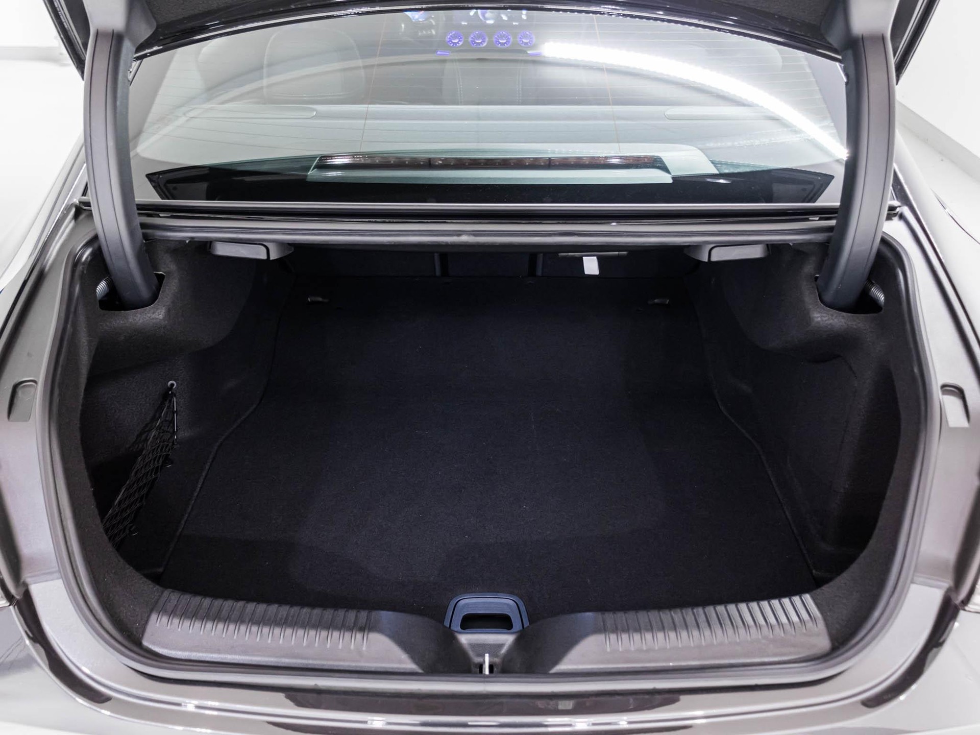 MERCEDES-BENZ CLS 450 4MATIC Coupé-image-13