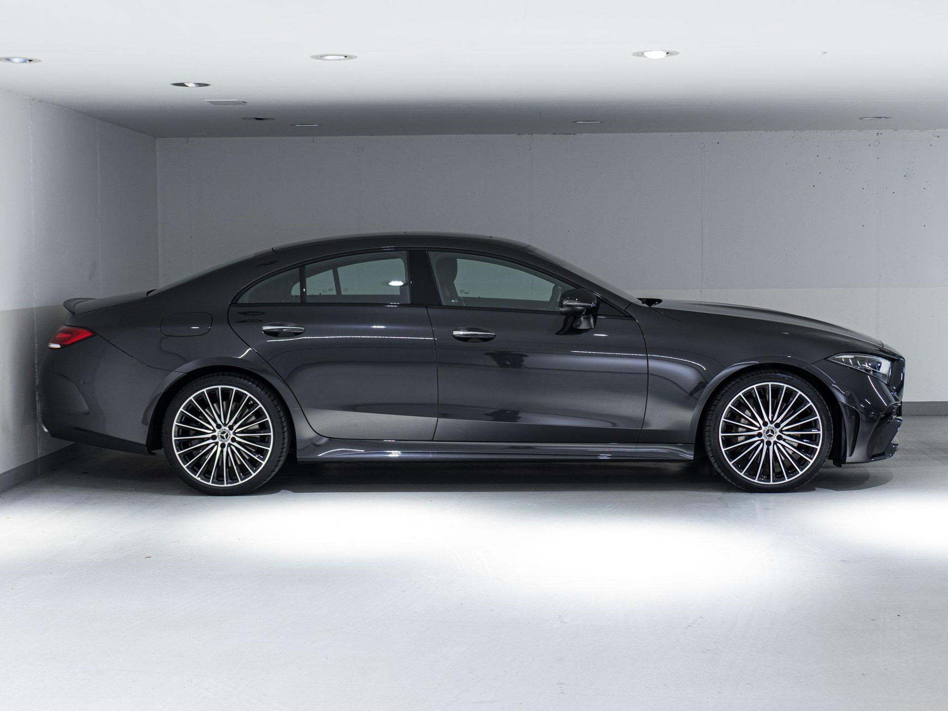 MERCEDES-BENZ CLS 450 4MATIC Coupé-image-1