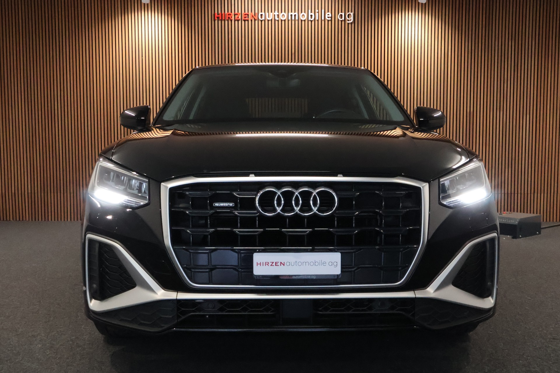 AUDI Q2 35 TDI S line quattro S-tronic-image-31