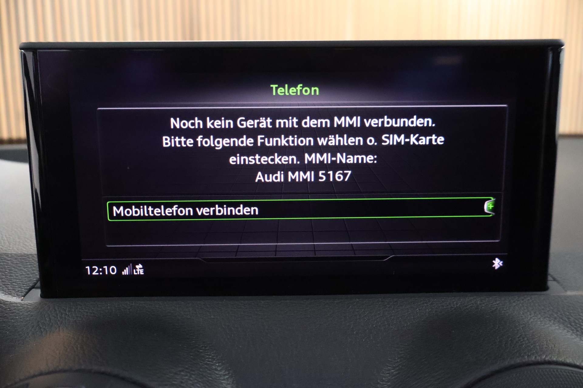 AUDI Q2 35 TDI S line quattro S-tronic-image-24