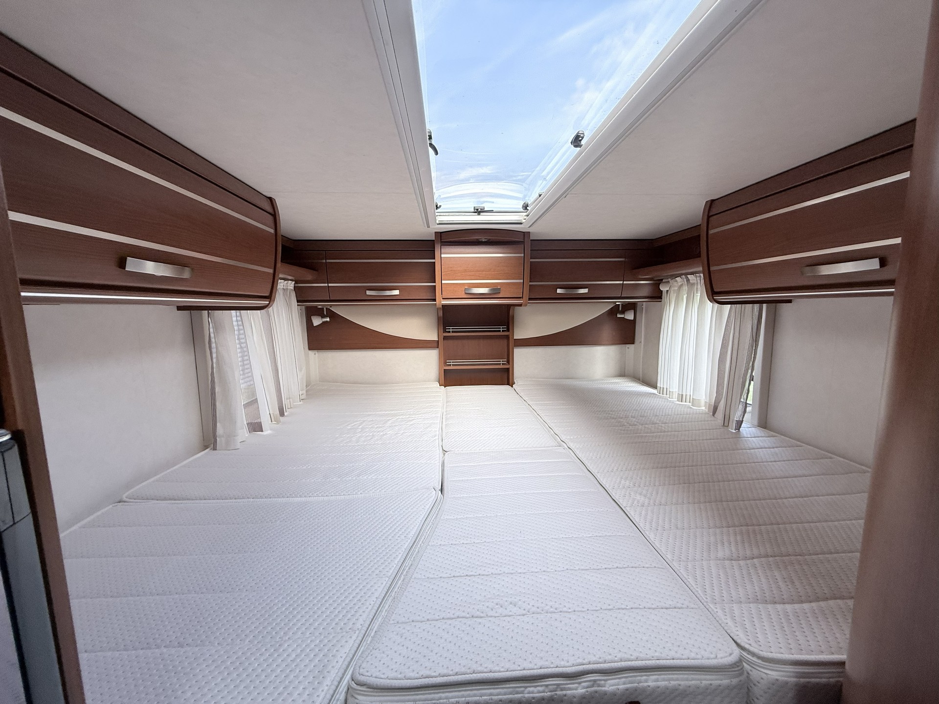HYMER Exsis-i 578-image-12